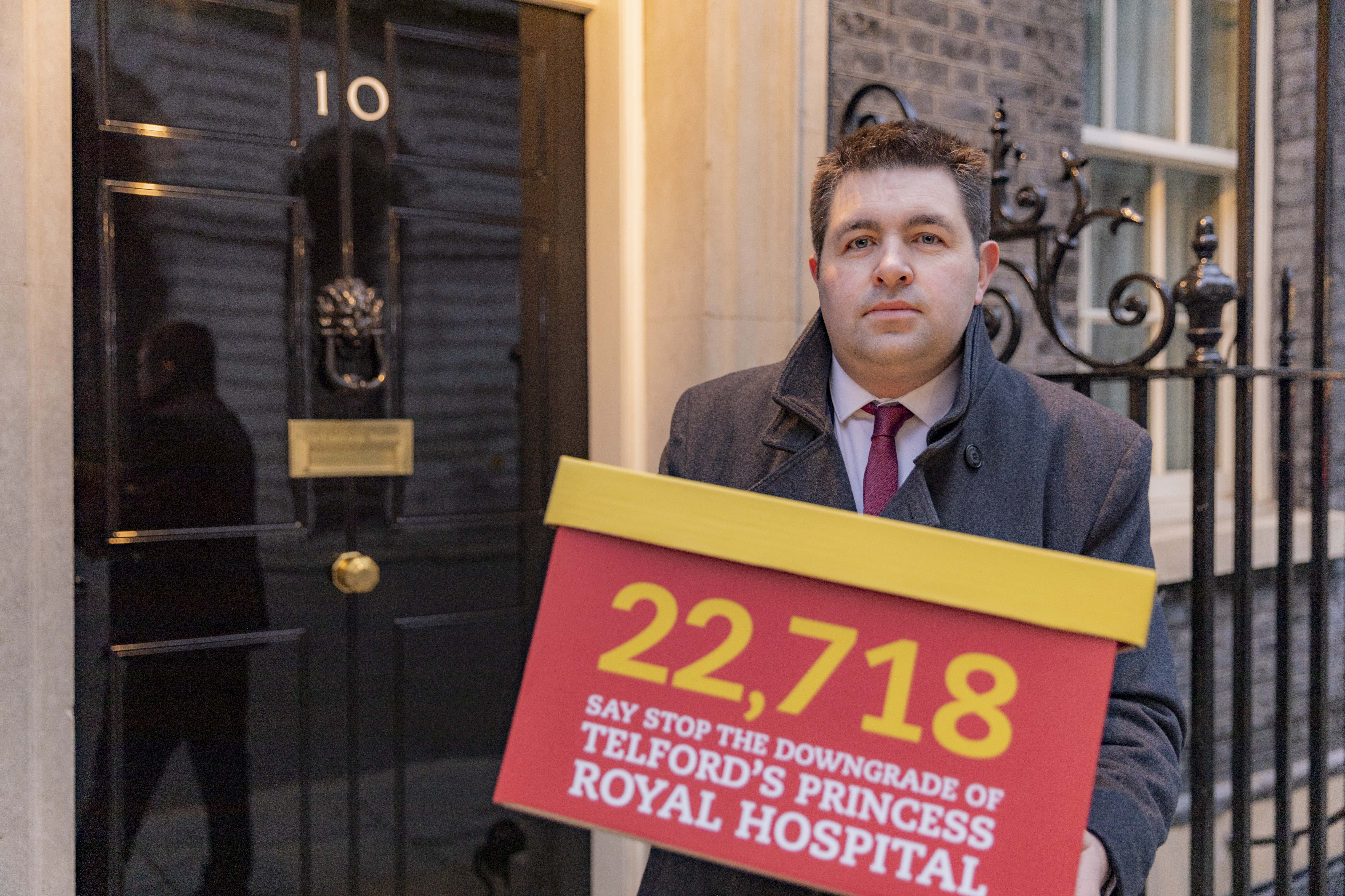 Fight for hospital services reaches Downing Street